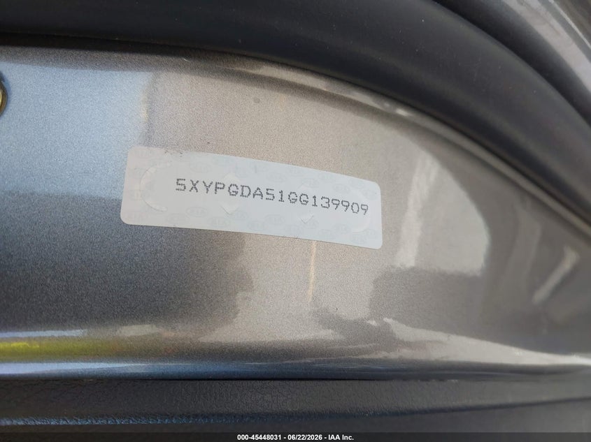 2016 Kia Sorento VIN 5XYPGDA51GG139909 IAAI salvage auction — BIO HAZARD, Non-Repairable (California), sold $275 on 2026-07-15 (photo 9)