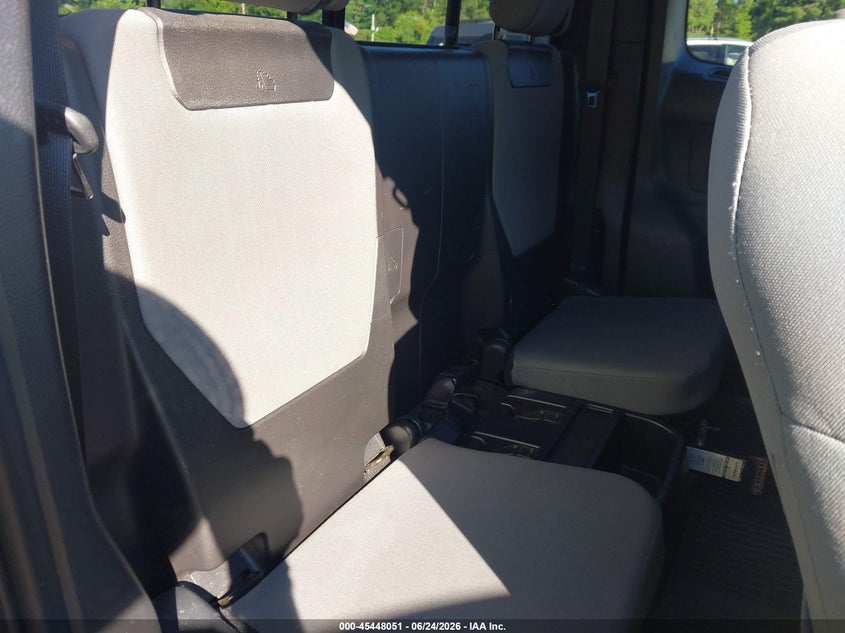 2019 Toyota Tacoma VIN 5TFRX5GN0KX162044 IAAI salvage auction — FRONT END, Salvage Title, sold $6,000 on 2026-07-11 (photo 8)