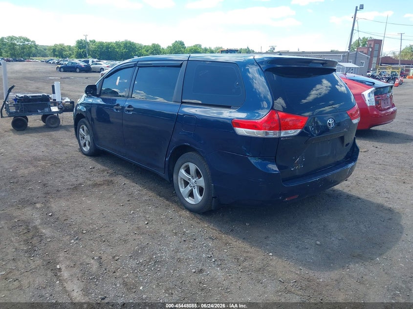2011 Toyota Sienna VIN 5TDKA3DC7BS007748 IAAI salvage auction — NORMAL WEAR, Clear (New York), sold $1,150 on 2026-07-08 (photo 3)