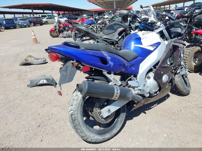 2004 Yamaha Yzf600 VIN JYA5AHE014A043705 IAAI salvage auction — NORMAL WEAR, Salvage (Arizona), sold $125 on 2026-07-28 (photo 4)