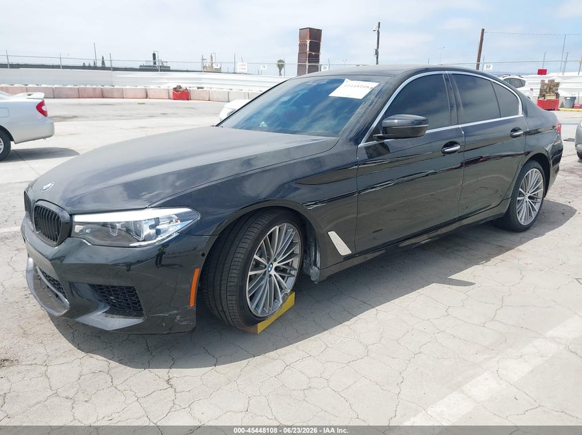 2018 BMW 5er VIN WBAJE5C56JWA97424 IAAI salvage auction — LEFT FRONT, Salvage Title, sold $10,800 on 2026-07-29 (photo 2)