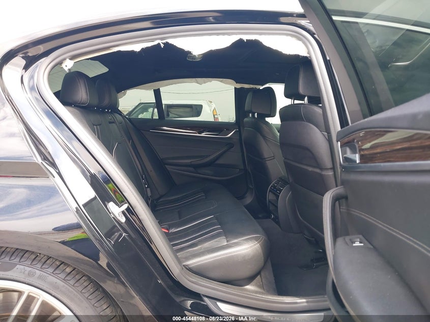 2018 BMW 5er VIN WBAJE5C56JWA97424 IAAI salvage auction — LEFT FRONT, Salvage Title, sold $10,800 on 2026-07-29 (photo 8)