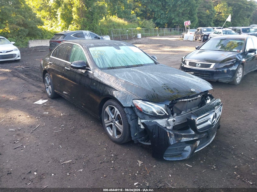 2020 Mercedes-benz E-klasse VIN W1KZF8EB6LA813670 IAAI salvage auction — FRONT & REAR, Salvage Title, sold $6,200 on 2026-07-28 (photo 1)