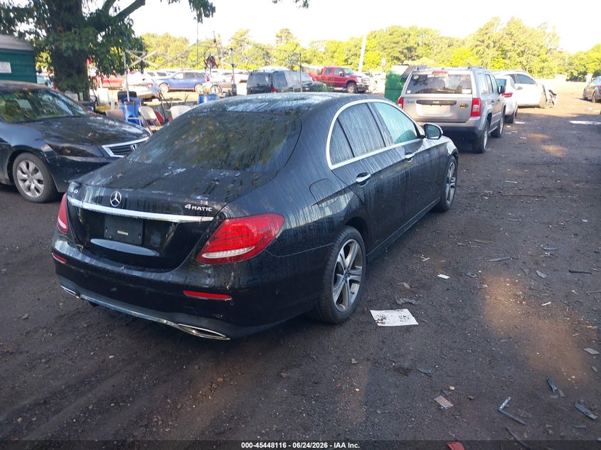 2020 Mercedes-benz E-klasse VIN W1KZF8EB6LA813670 IAAI salvage auction — FRONT & REAR, Salvage Title, sold $6,200 on 2026-07-28 (photo 4)