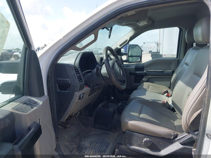 2019 Ford F-550 chassis VIN 1FDUF5HY3KDA18443 IAAI salvage auction — SIDE, Enterprise Vehicles Clear Only (Texas), sold $10,500 on 2026-07-20 (photo 6)