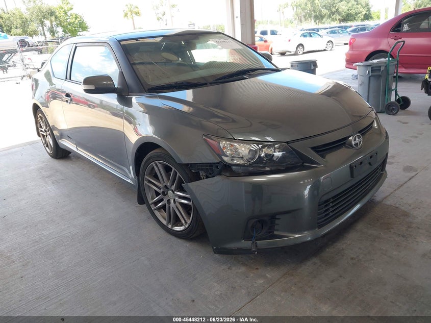 2011 Scion Tc VIN JTKJF5C75B3015936 IAAI salvage auction — LEFT SIDE, Rebuildable (Florida), sold $250 on 2026-07-29 (photo 1)