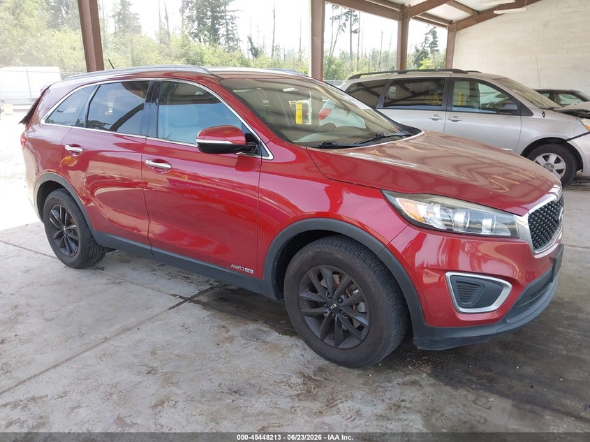 2017 Kia Sorento VIN 5XYPGDA52HG191373 IAAI salvage auction — REAR END, Bill Of Sale (Washington), sold $1,525 on 2026-07-29 (photo 1)