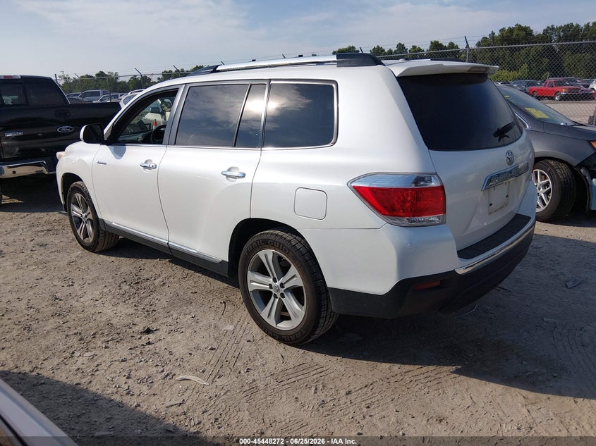 2013 Toyota Highlander VIN 5TDYK3EH7DS120572 IAAI salvage auction — RIGHT SIDE, Salvage (Kentucky), sold $3,850 on 2026-07-29 (photo 3)