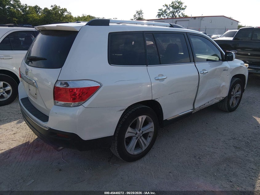 2013 Toyota Highlander VIN 5TDYK3EH7DS120572 IAAI salvage auction — RIGHT SIDE, Salvage (Kentucky), sold $3,850 on 2026-07-29 (photo 4)
