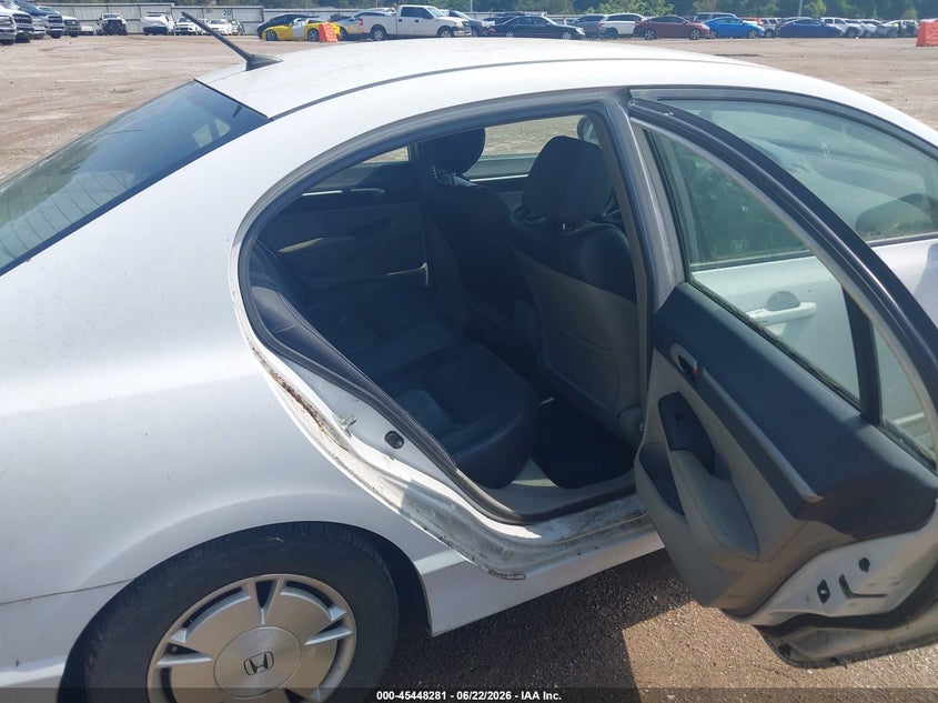 2010 Honda Civic hybrid VIN JHMFA3F26AS005645 IAAI salvage auction — NORMAL WEAR, Original (Texas), sold $100 on 2026-07-16 (photo 8)