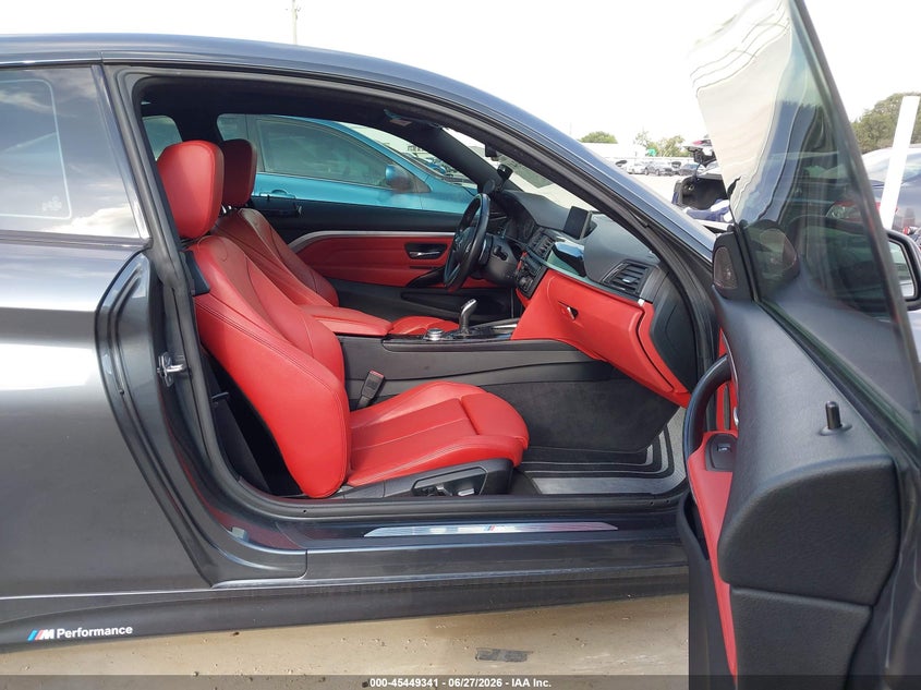 2016 BMW 4er VIN WBA3R1C51GK529369 IAAI salvage auction — SIDE, Salvage Title, sold $11,900 on 2026-08-25 (photo 5)