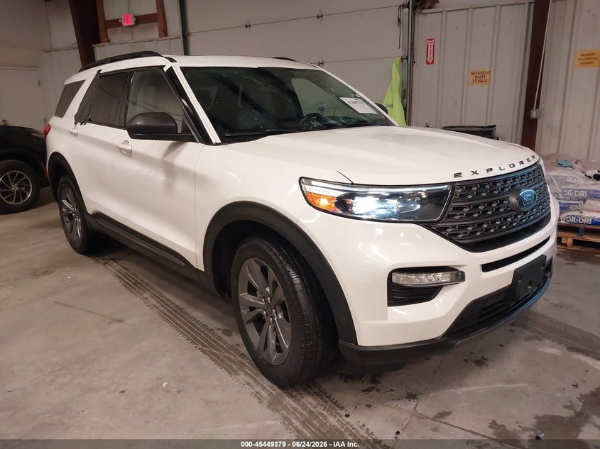 2021 Ford Explorer VIN 1FMSK8DH2MGC18659 IAAI salvage auction — LEFT FRONT, Salvage (Oklahoma), sold $7,900 on 2026-07-11 (photo 1)