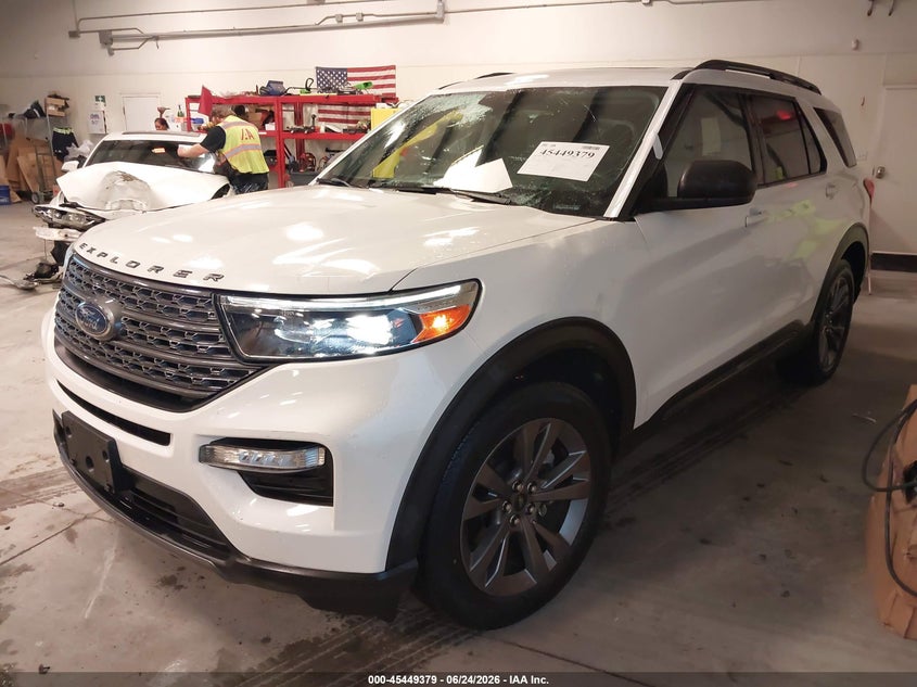 2021 Ford Explorer VIN 1FMSK8DH2MGC18659 IAAI salvage auction — LEFT FRONT, Salvage (Oklahoma), sold $7,900 on 2026-07-11 (photo 2)