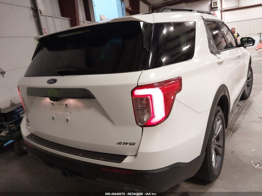 2021 Ford Explorer VIN 1FMSK8DH2MGC18659 IAAI salvage auction — LEFT FRONT, Salvage (Oklahoma), sold $7,900 on 2026-07-11 (photo 4)