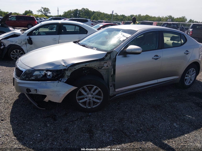 2013 Kia Optima VIN KNAGM4A73D5372928 IAAI salvage auction — NORMAL WEAR, Clear (Maryland), sold $650 on 2026-07-13 (photo 2)