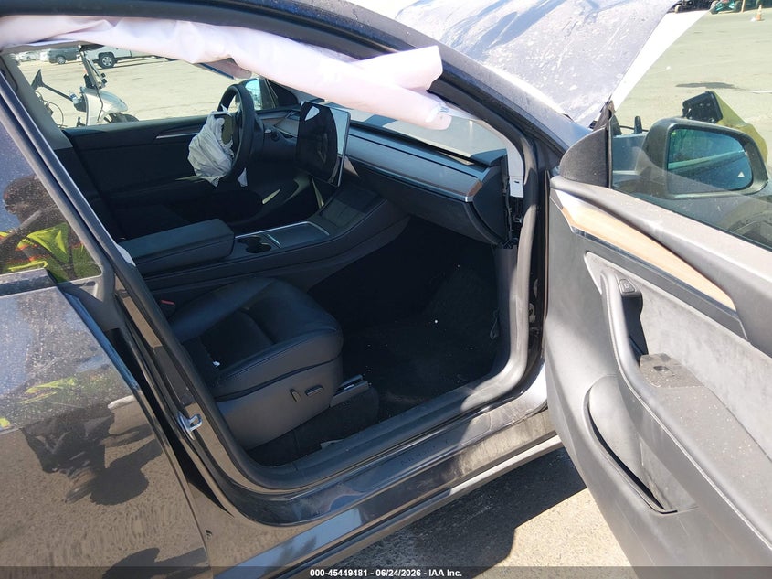2024 Tesla Model y VIN 7SAYGDEE1RF183324 IAAI salvage auction — FRONT END, Salvage (California), sold $8,900 on 2026-08-02 (photo 5)