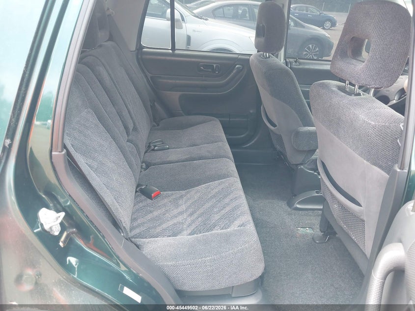 2001 Honda Cr-v VIN JHLRD18461C006686 IAAI salvage auction — NORMAL WEAR, Clear (Virginia), sold $375 on 2026-07-29 (photo 8)