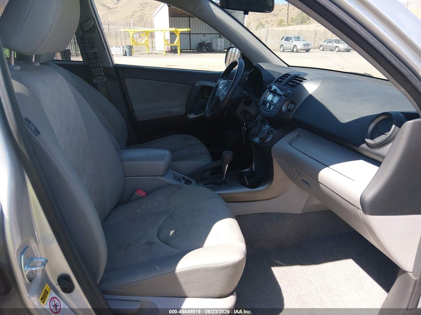 2009 Toyota Rav4 VIN JTMBF33V895008167 IAAI salvage auction — REAR END, Salvage (Nevada), sold $25 on 2026-07-24 (photo 5)