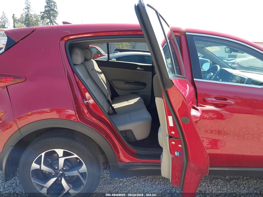 2020 Kia Sportage VIN KNDPMCAC8L7742607 IAAI salvage auction — REAR END, Bill Of Sale (Washington), sold $2,900 on 2026-07-29 (photo 8)