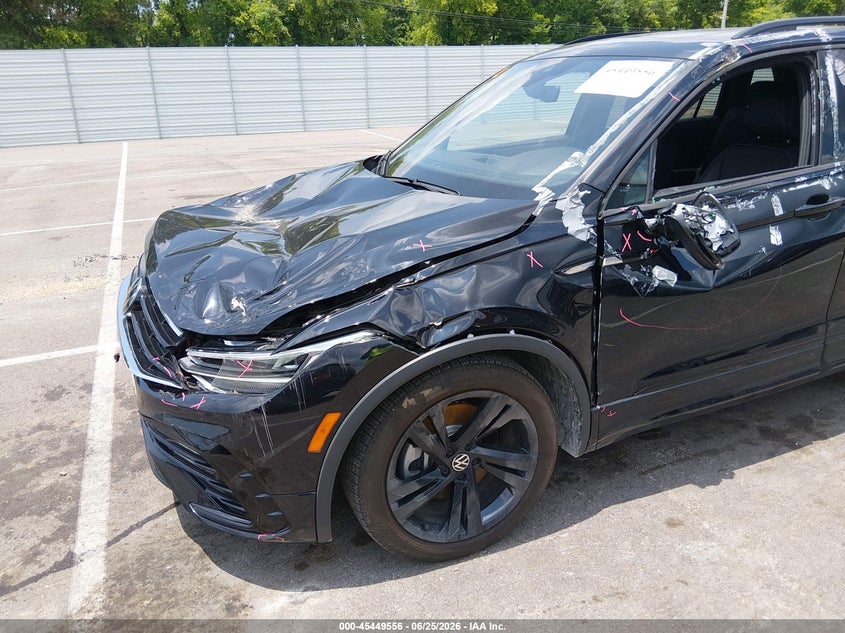 2024 Volkswagen Tiguan VIN 3VVCB7AX5RM223206 IAAI salvage auction — STORM DAMAGE, Clear (Tennessee), sold $7,600 on 2026-07-28 (photo 6)