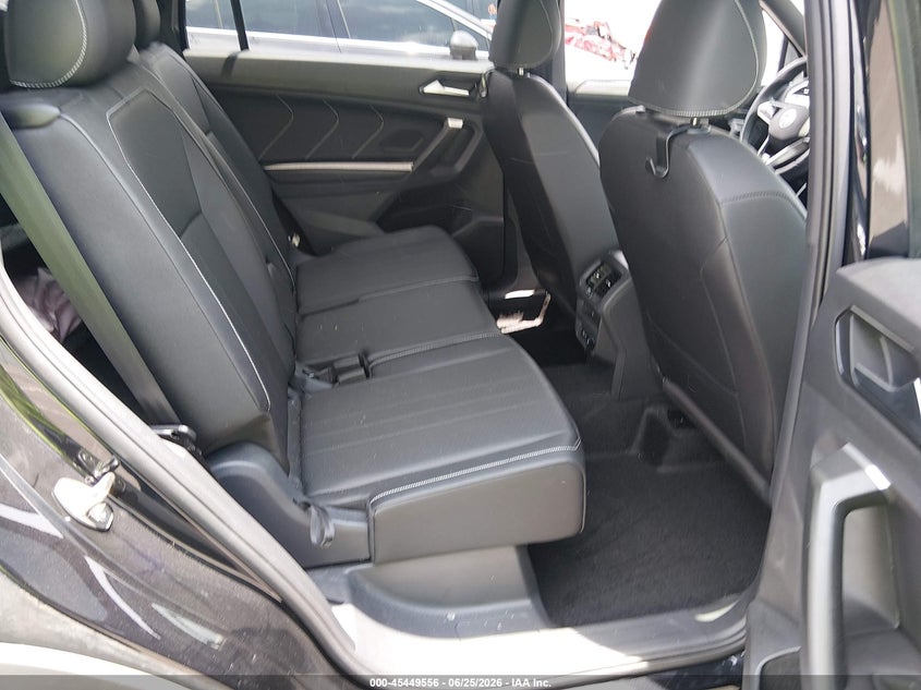 2024 Volkswagen Tiguan VIN 3VVCB7AX5RM223206 IAAI salvage auction — STORM DAMAGE, Clear (Tennessee), sold $7,600 on 2026-07-28 (photo 8)