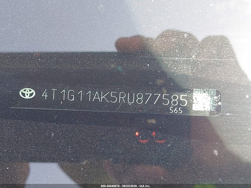 2024 Toyota Camry VIN 4T1G11AK5RU877585 IAAI salvage auction — LEFT SIDE, Salvage Title, sold $8,300 on 2026-08-26 (photo 9)