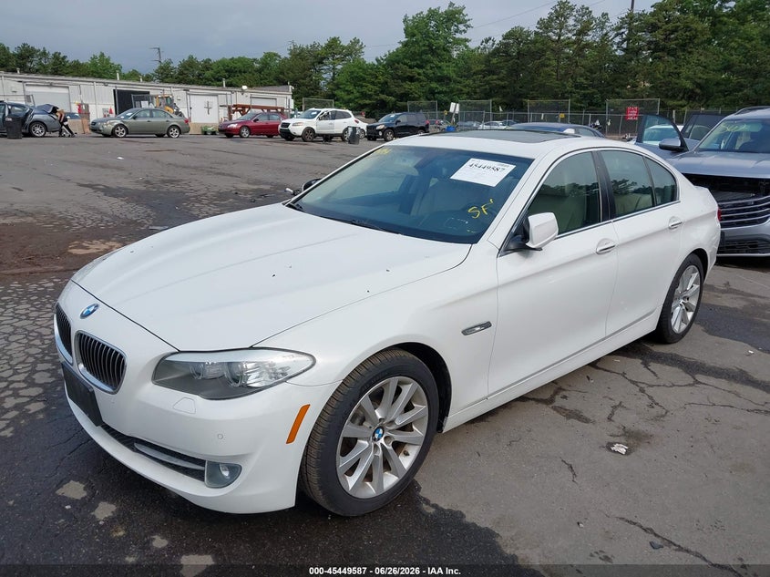 2013 BMW 5er VIN WBAXH5C56DD107299 IAAI salvage auction — UNKNOWN, Mv-907A (New York), sold $1,250 on 2026-07-28 (photo 2)