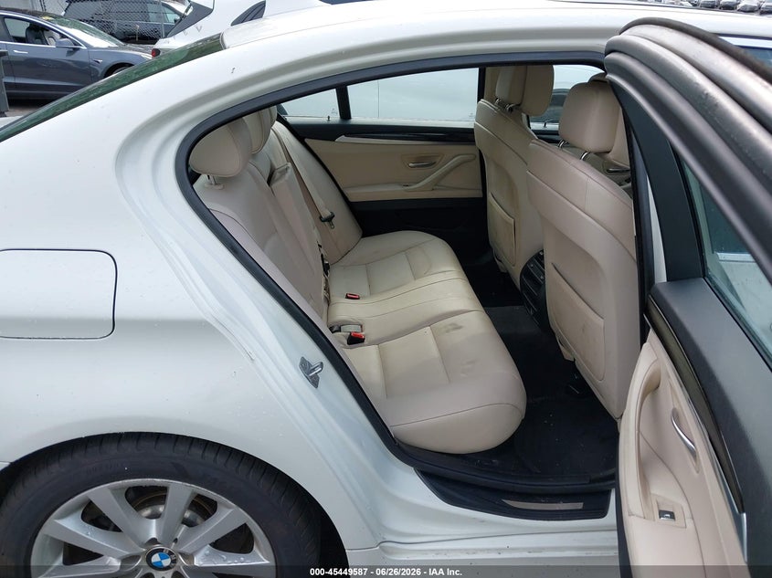 2013 BMW 5er VIN WBAXH5C56DD107299 IAAI salvage auction — UNKNOWN, Mv-907A (New York), sold $1,250 on 2026-07-28 (photo 8)