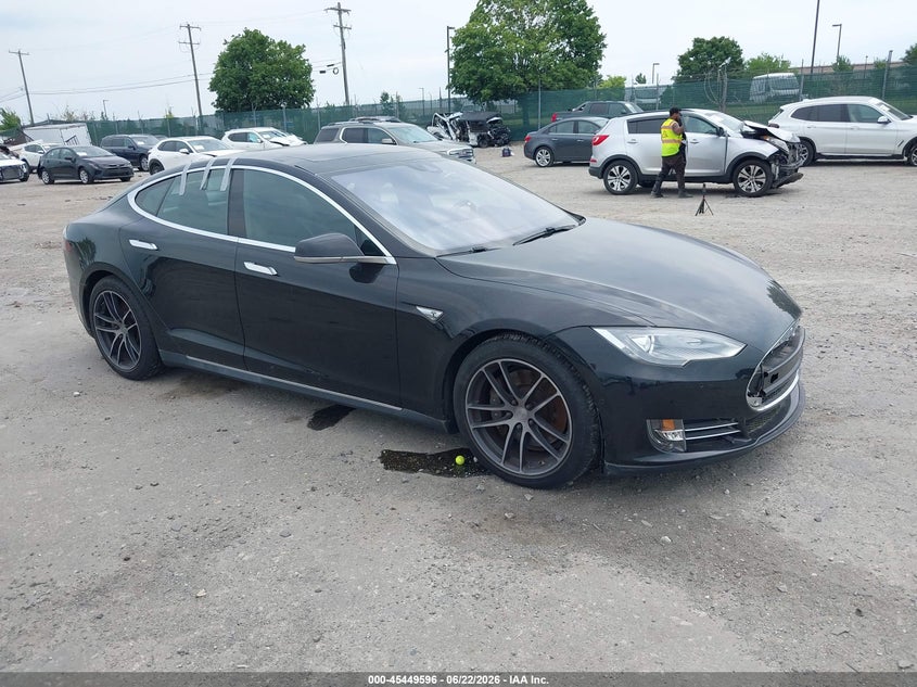 2015 Tesla Model s VIN 5YJSA1H26FF093988 IAAI salvage auction — NORMAL WEAR, Clear (Pennsylvania), sold $3,350 on 2026-07-17 (photo 1)