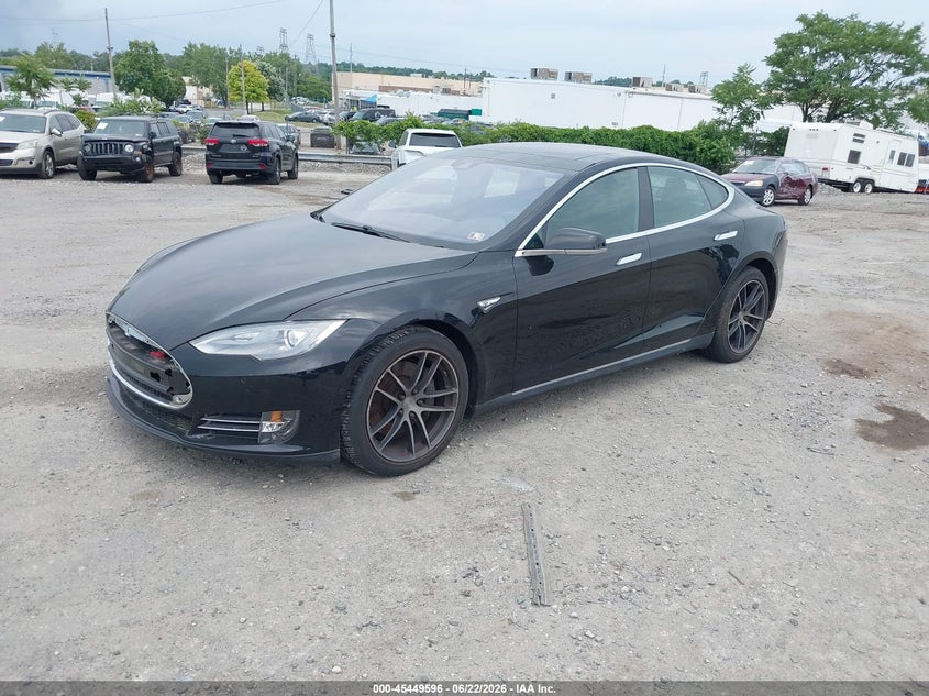 2015 Tesla Model s VIN 5YJSA1H26FF093988 IAAI salvage auction — NORMAL WEAR, Clear (Pennsylvania), sold $3,350 on 2026-07-17 (photo 2)