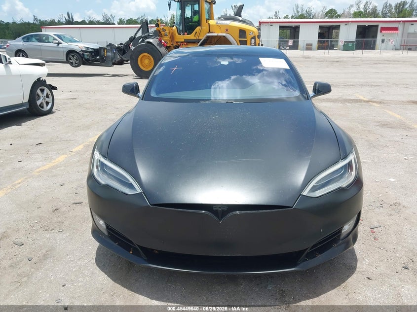 2017 Tesla Model s VIN 5YJSA1E23HF229582 IAAI salvage auction — NORMAL WEAR, Salvage Title, sold $1,550 on 2026-07-29 (photo 6)