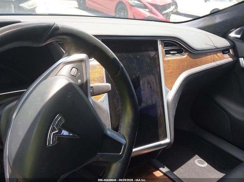 2017 Tesla Model s VIN 5YJSA1E23HF229582 IAAI salvage auction — NORMAL WEAR, Salvage Title, sold $1,550 on 2026-07-29 (photo 7)