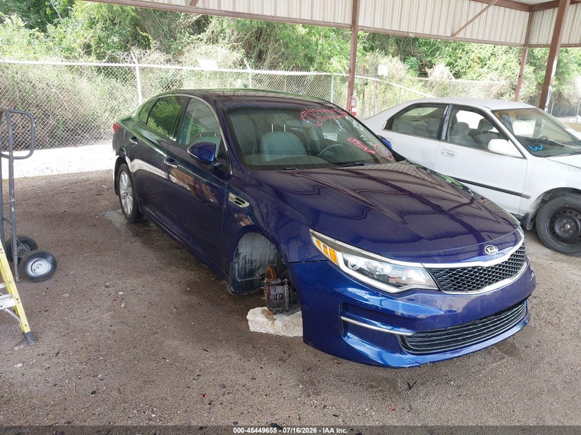 2018 Kia Optima VIN 5XXGT4L39JG274011 IAAI salvage auction — NORMAL WEAR, Original (Texas), sold $25 on 2026-07-29 (photo 1)