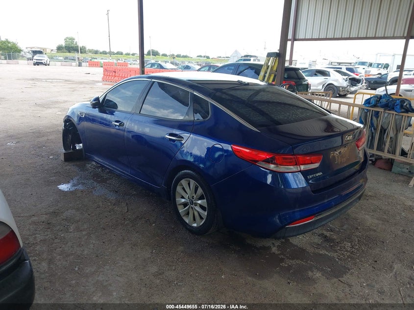 2018 Kia Optima VIN 5XXGT4L39JG274011 IAAI salvage auction — NORMAL WEAR, Original (Texas), sold $25 on 2026-07-29 (photo 3)