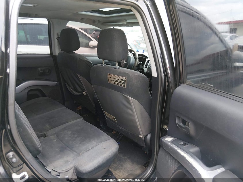 2007 Mitsubishi Outlander VIN JA4MS31X27U013449 IAAI salvage auction — NORMAL WEAR, Original (Texas), sold $475 on 2026-07-20 (photo 8)