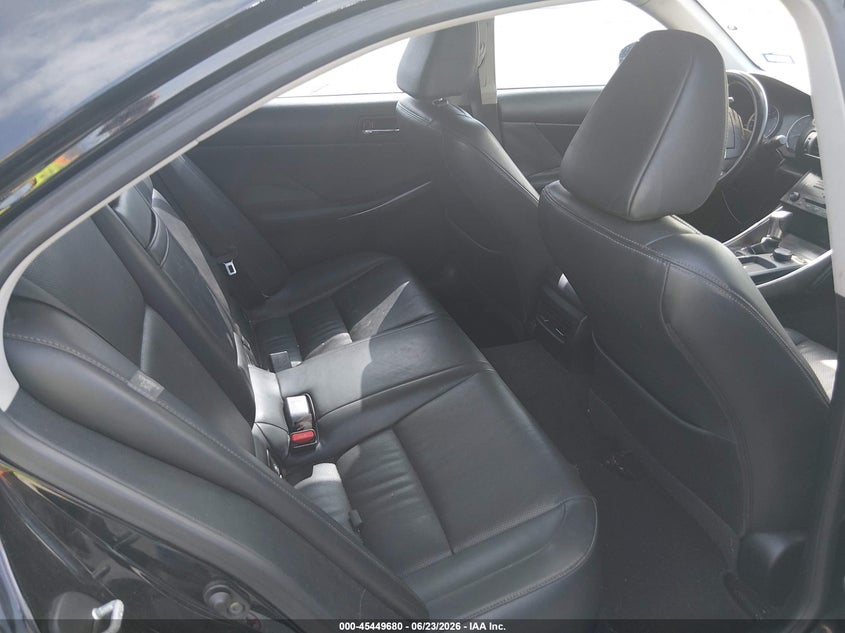 2014 Lexus Is 250 VIN JTHBF1D24E5038204 IAAI salvage auction — NORMAL WEAR, Original (Texas), sold $3,800 on 2026-07-20 (photo 8)
