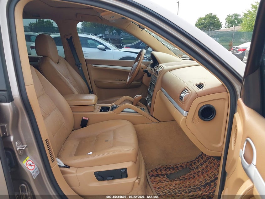 2009 Porsche Cayenne VIN WP1AA29P59LA05136 IAAI salvage auction — NORMAL WEAR, Salvage (Pennsylvania), sold $700 on 2026-08-07 (photo 5)