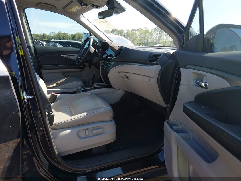 2019 Honda Pilot VIN 5FNYF5H40KB017035 IAAI salvage auction — NORMAL WEAR, Clear (Florida), sold $7,050 on 2026-07-25 (photo 5)