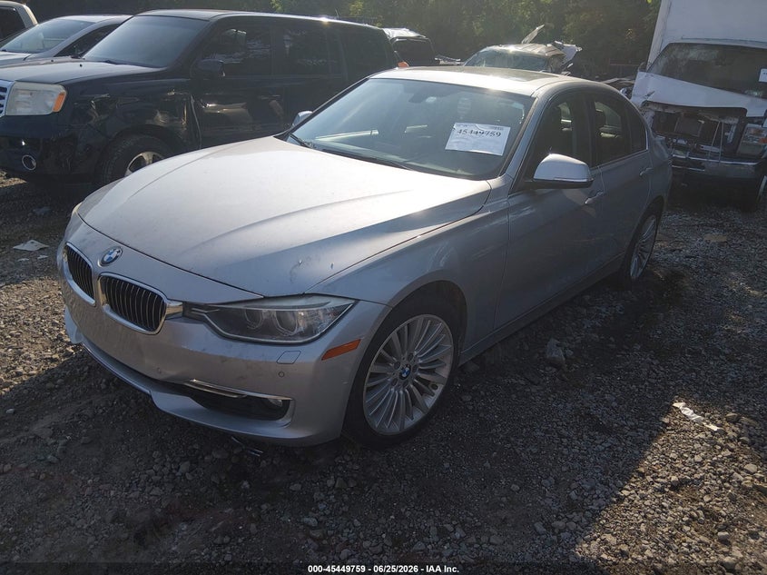 2013 BMW 3er VIN WBA3C1C56DF443559 IAAI salvage auction — NORMAL WEAR, Clear (Tennessee), sold $500 on 2026-07-30 (photo 2)