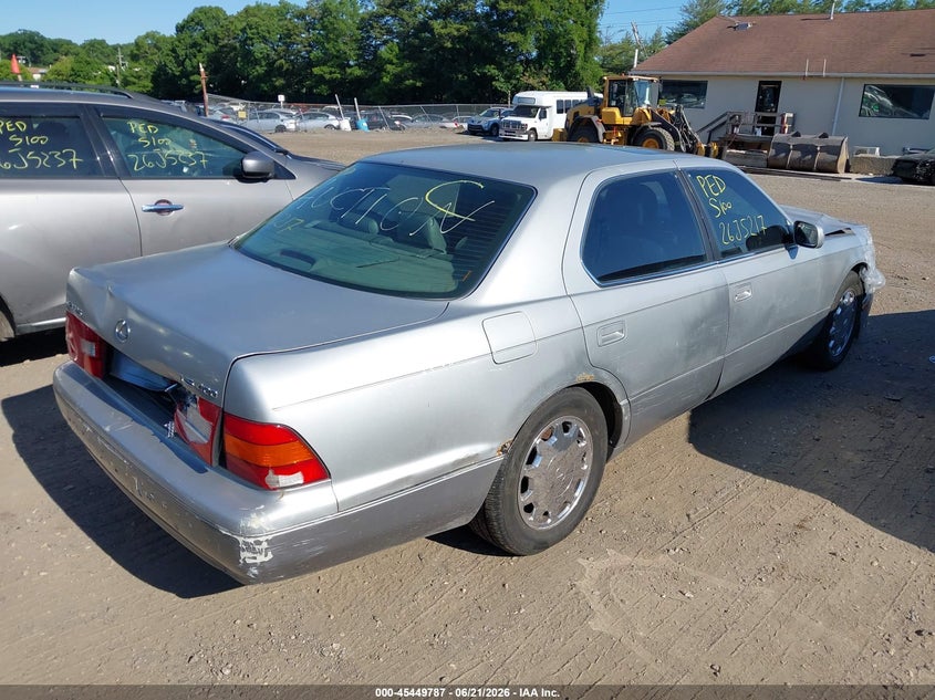 1999 Lexus Ls 400 VIN JT8BH28F0X0162922 IAAI salvage auction — FRONT & REAR, Bill Of Sale (New York), sold $450 on 2026-07-14 (photo 4)