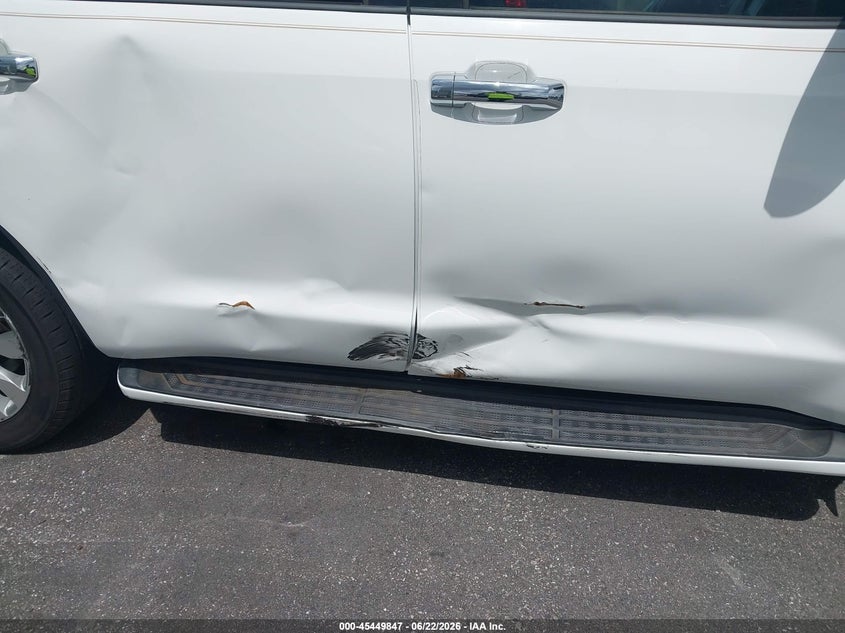 2015 Toyota Sequoia VIN 5TDKY5G12FS059666 IAAI salvage auction — NORMAL WEAR, Repossession Paperwork (Georgia), sold $4,100 on 2026-07-29 (photo 6)