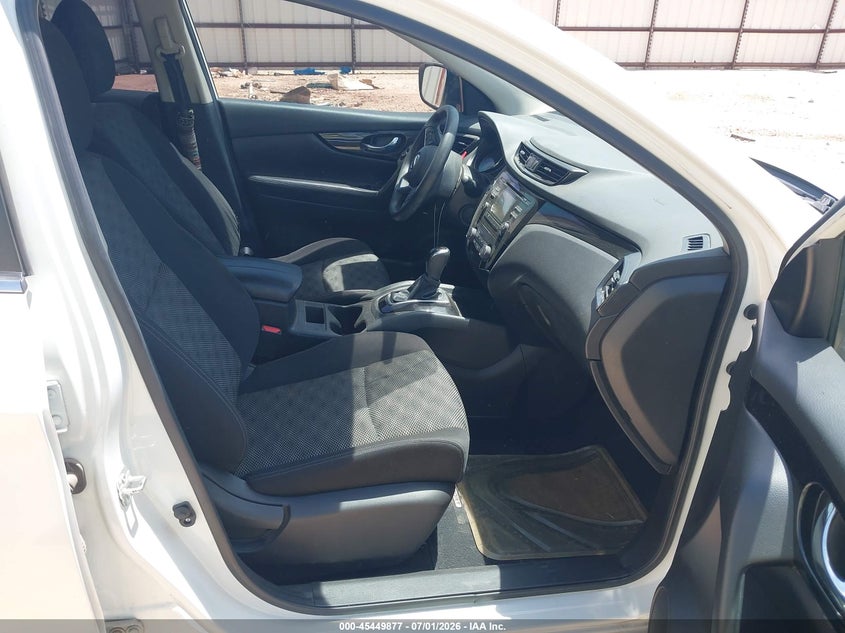 2017 Nissan Rogue VIN JN1BJ1CP0HW030549 IAAI salvage auction — NORMAL WEAR, Original (Texas), sold $2,525 on 2026-07-30 (photo 5)
