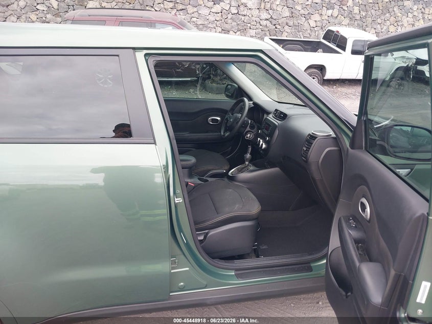 2014 Kia Soul VIN KNDJP3A59E7055198 IAAI salvage auction — REAR END, Salvage (Hawaii), sold $975 on 2026-07-21 (photo 5)