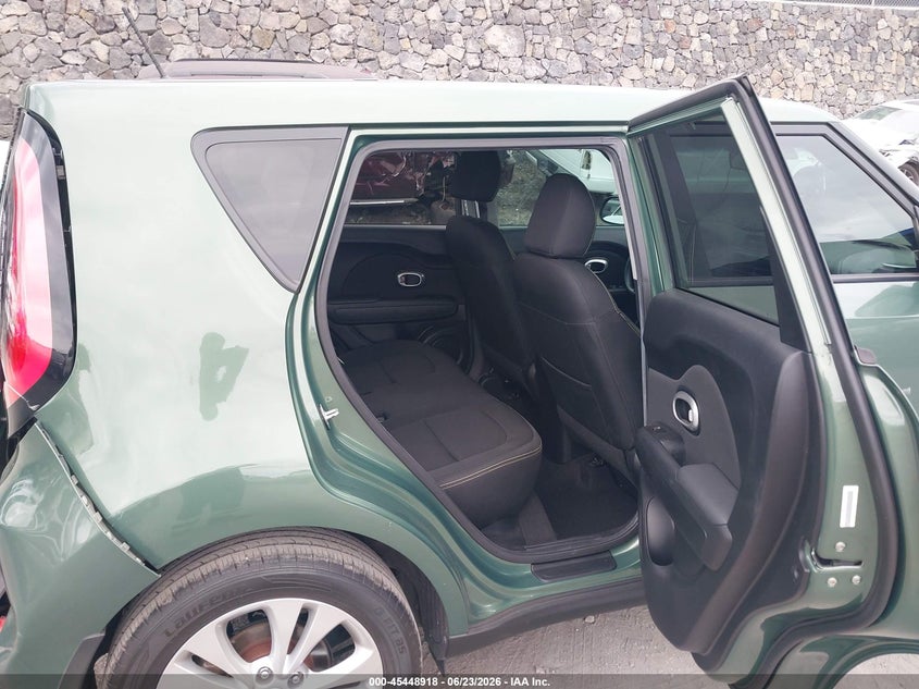 2014 Kia Soul VIN KNDJP3A59E7055198 IAAI salvage auction — REAR END, Salvage (Hawaii), sold $975 on 2026-07-21 (photo 8)