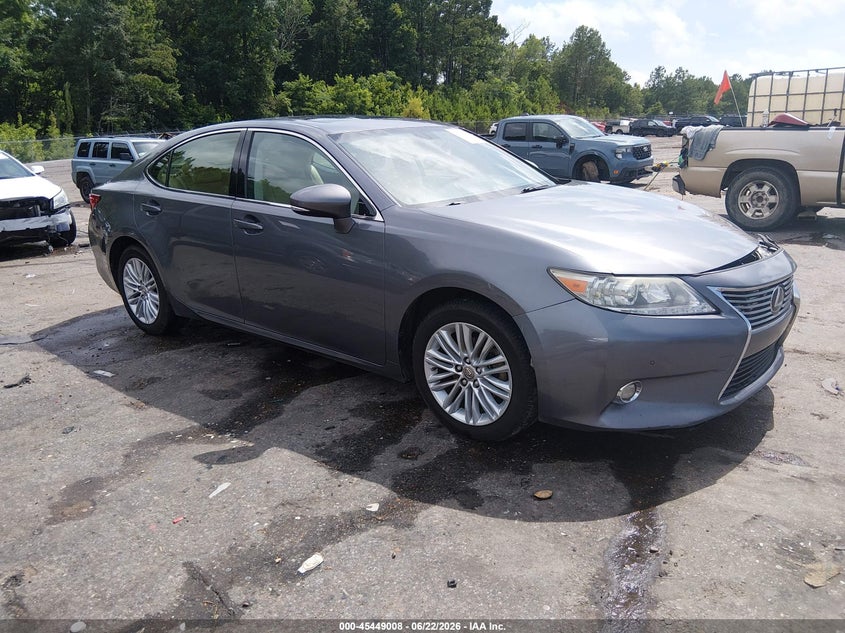 2014 Lexus VIN JTHBK1GG1E2115017 IAAI salvage auction — FRONT END, Salvage (Mississippi), sold $3,050 on 2026-07-10 (photo 1)