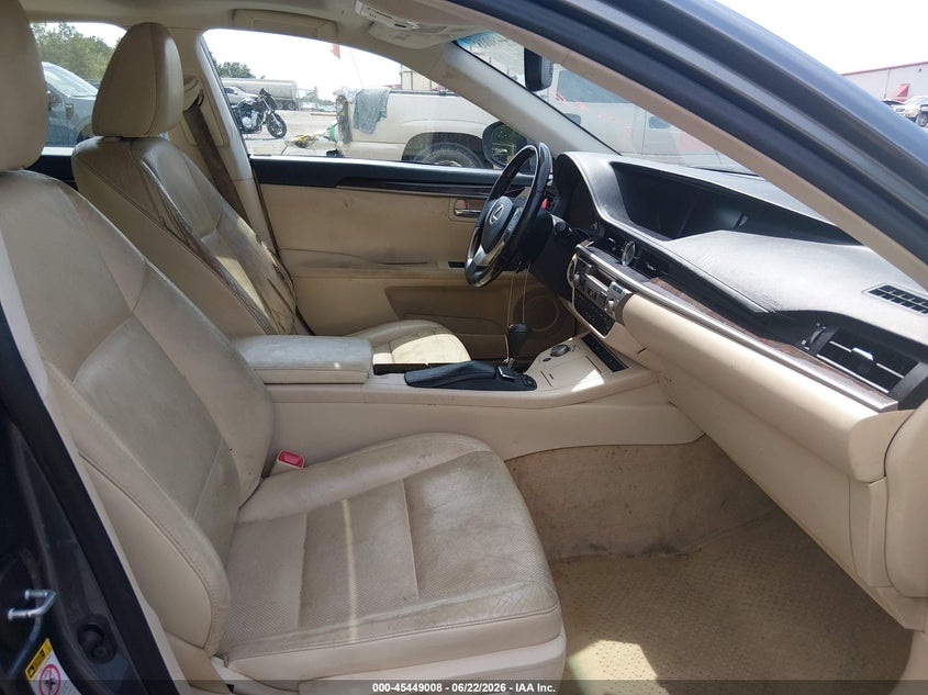 2014 Lexus VIN JTHBK1GG1E2115017 IAAI salvage auction — FRONT END, Salvage (Mississippi), sold $3,050 on 2026-07-10 (photo 5)