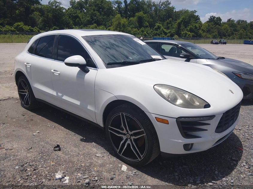 2015 Porsche Macan VIN WP1AB2A50FLB51124 IAAI salvage auction — WATER/FLOOD, Salvage Title, sold $4,500 on 2026-08-11 (photo 1)