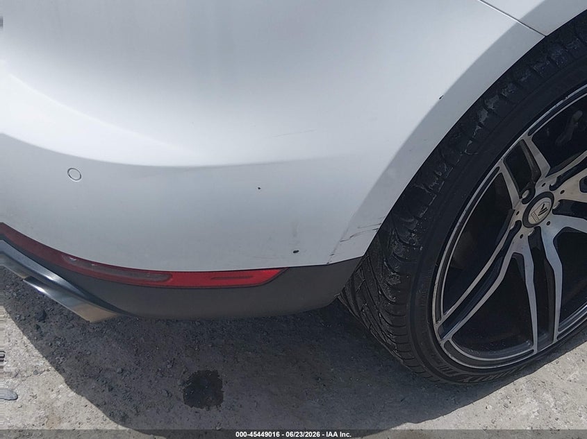 2015 Porsche Macan VIN WP1AB2A50FLB51124 IAAI salvage auction — WATER/FLOOD, Salvage Title, sold $4,500 on 2026-08-11 (photo 6)