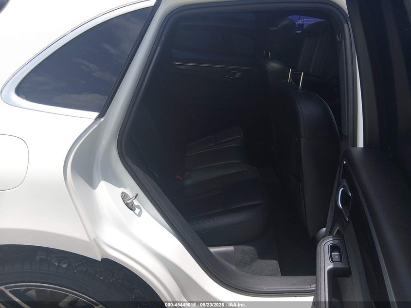 2015 Porsche Macan VIN WP1AB2A50FLB51124 IAAI salvage auction — WATER/FLOOD, Salvage Title, sold $4,500 on 2026-08-11 (photo 8)