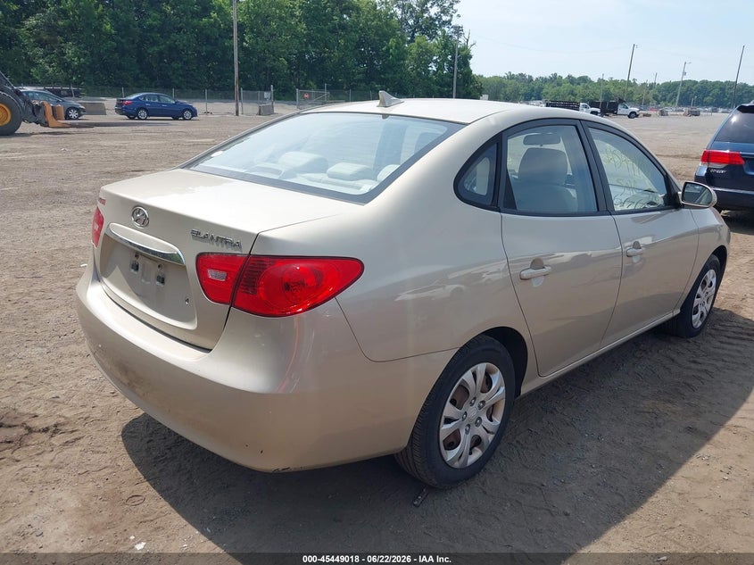 2010 Hyundai Elantra VIN KMHDU4AD5AU975680 IAAI salvage auction — NORMAL WEAR, Clear (Maryland), sold $300 on 2026-07-29 (photo 4)